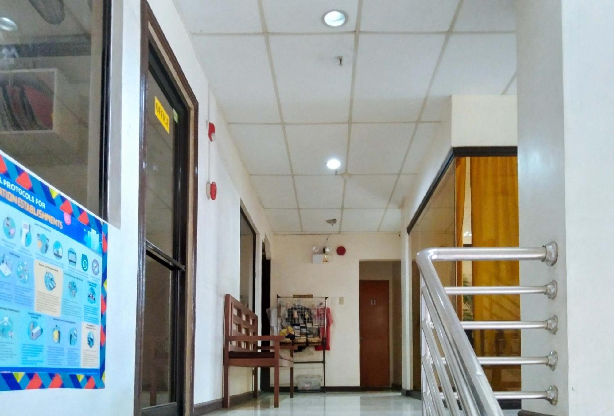 Reddoorz Near Ormoc Port Terminal Hotel Екстериор снимка
